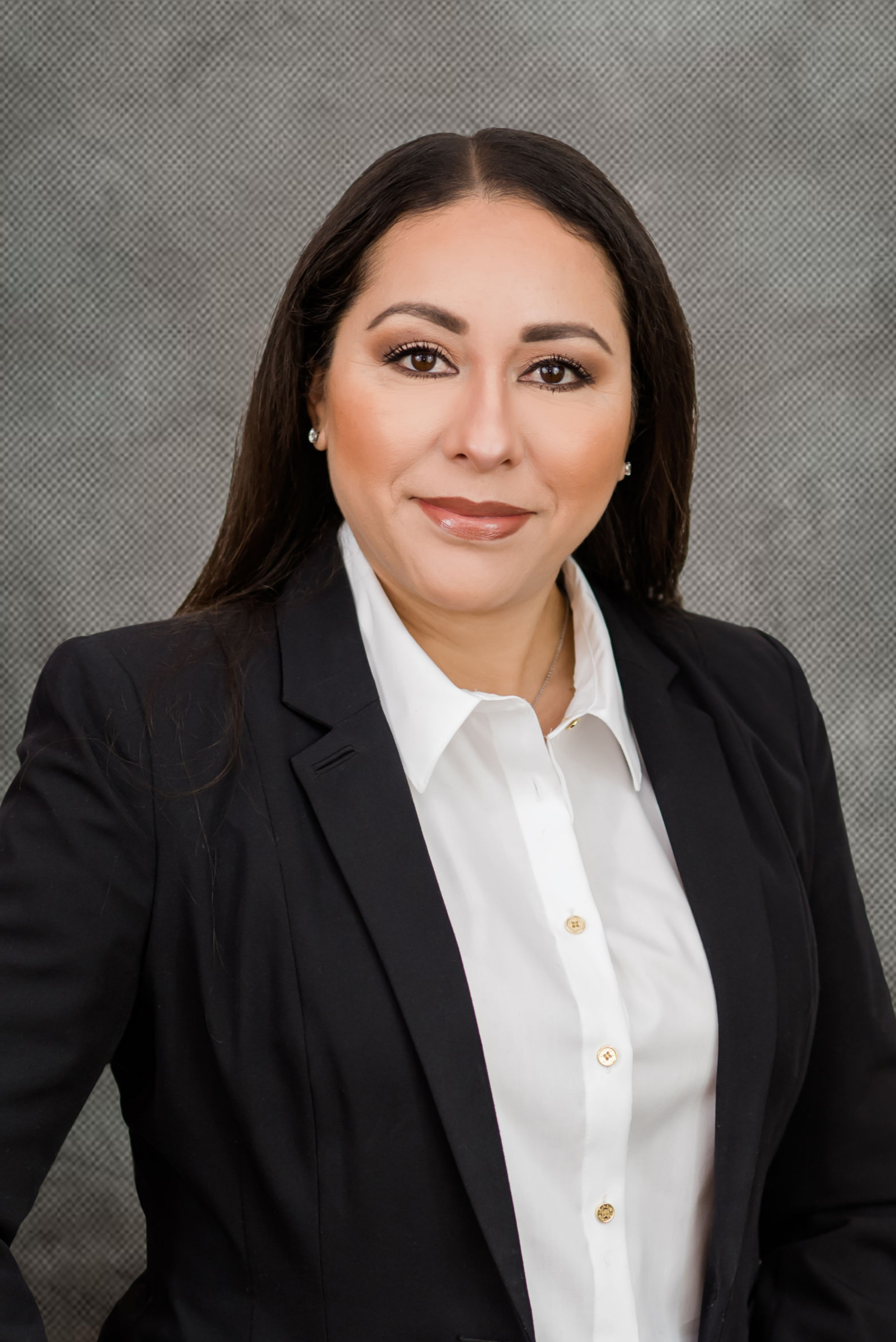 Gabby Rodriguez, Santa Clarita insurance agent with PrimeWest Insurance Brokerage